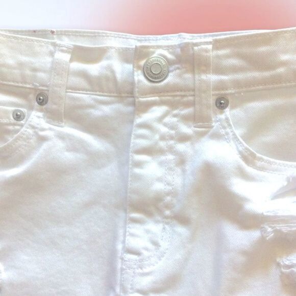 AEROPOSTALE White Denim Distressed Aero Cheeky Shorts Size 0 - Picture 9 of 15